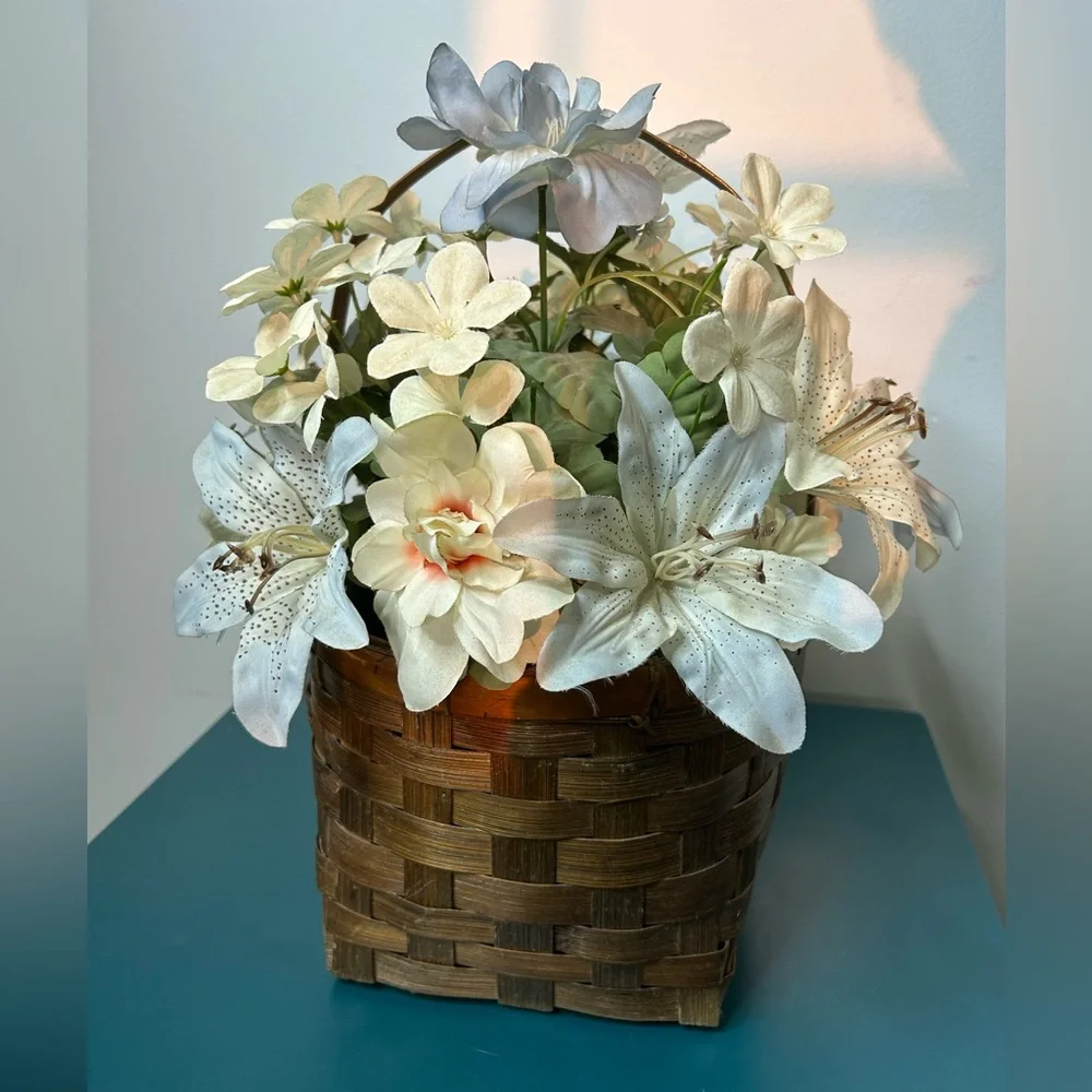 Artificial flower basket / faux floral arrangement
